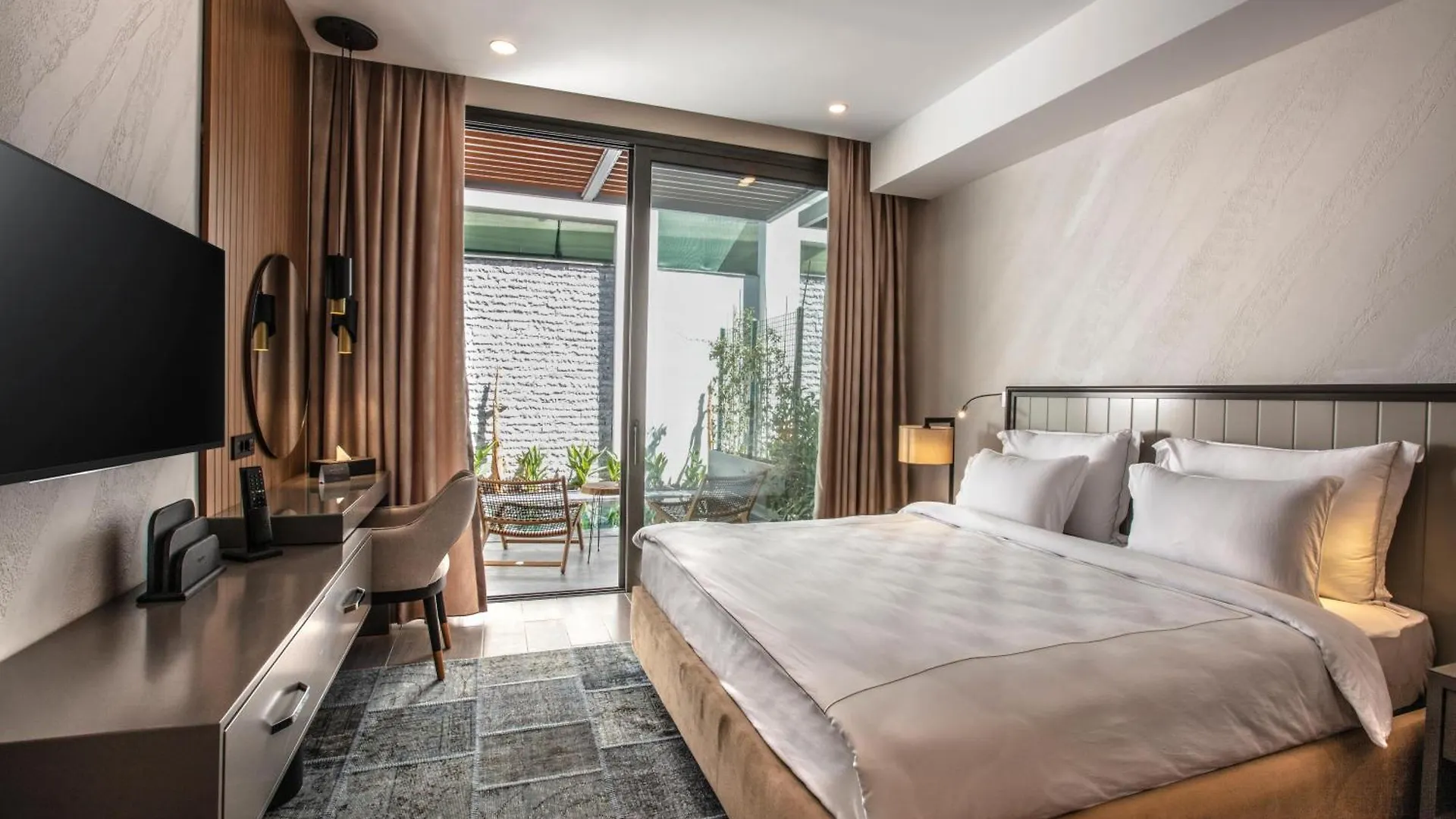 Unique Life Style Hotel クシャダス 5*,