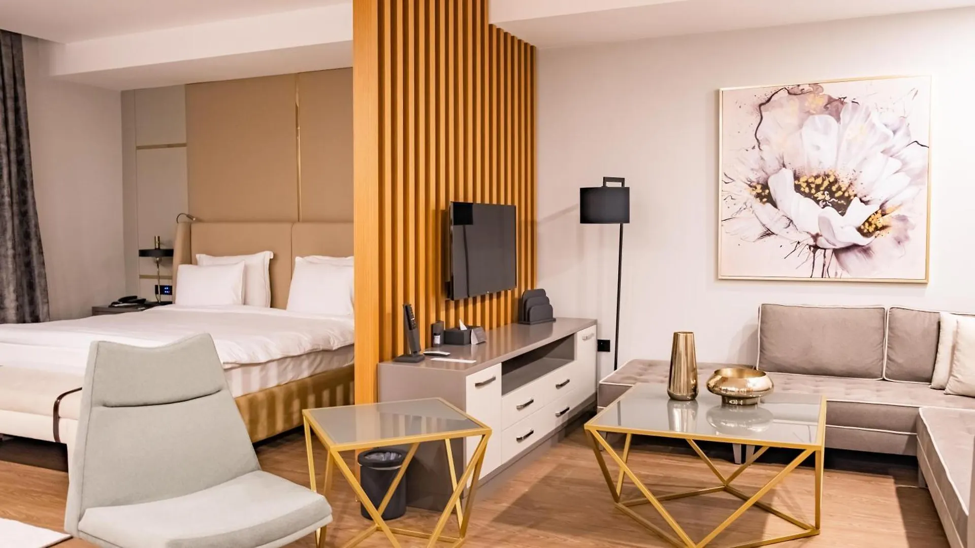 Unique Life Style Hotel クシャダス